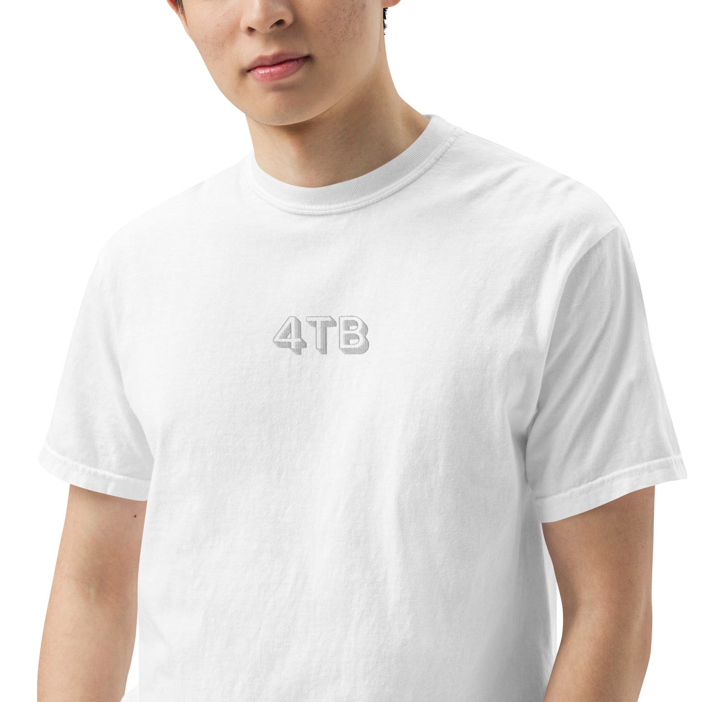 Men’s garment-dyed heavyweight t-shirt